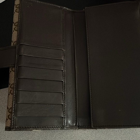 đ„Gucci Monogram Wallet - Beige and Brownđ„ - Picture 7 of 10